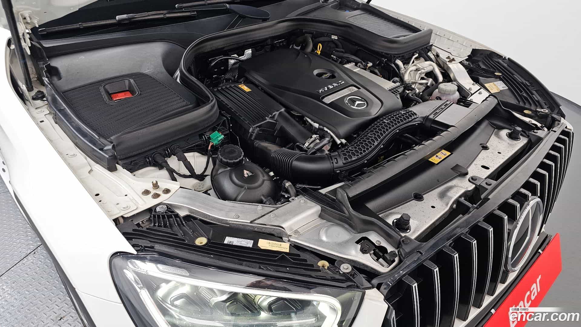 GLC-Class Mercedes-Benz 2021.2-OUTER-006