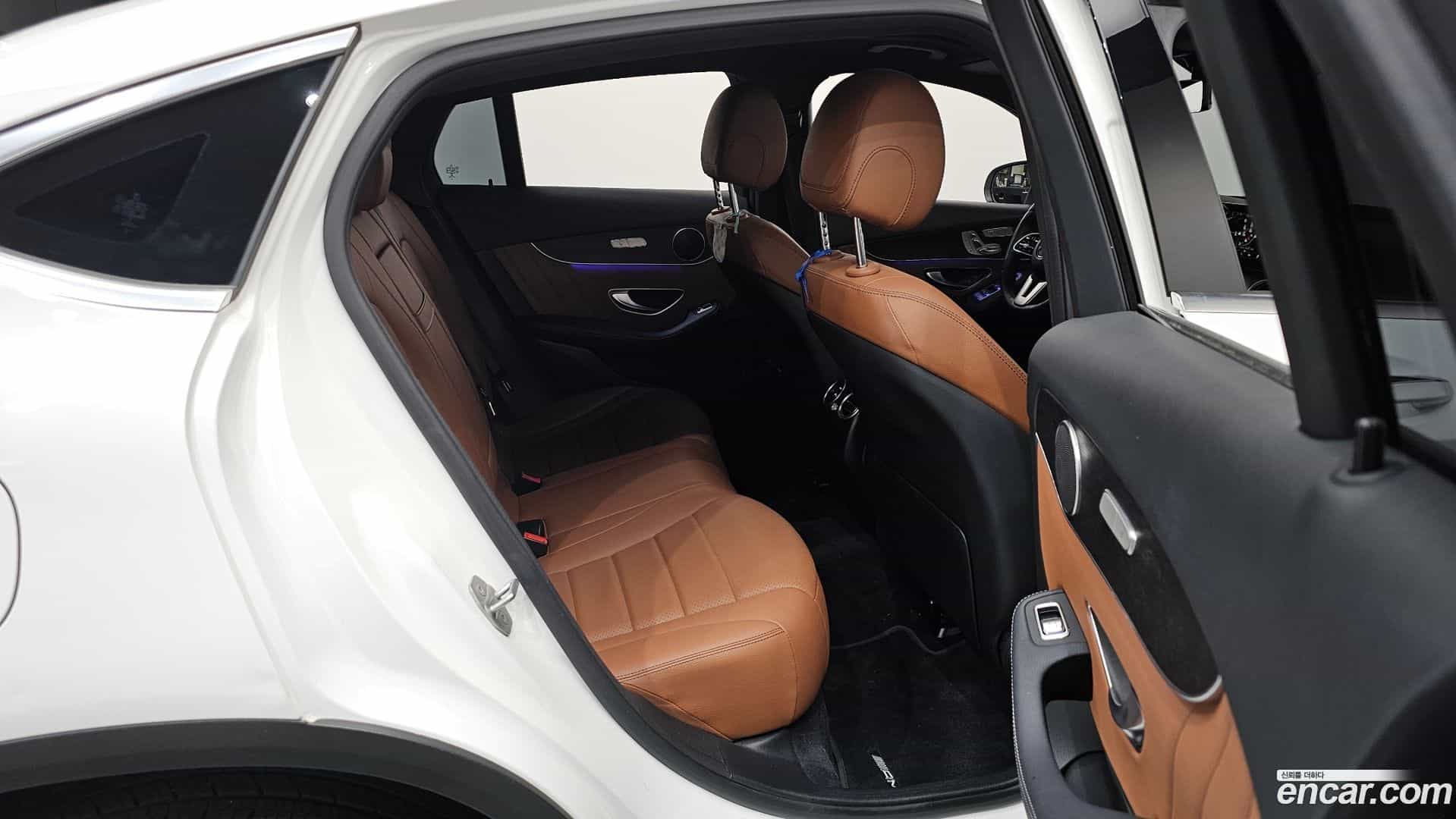 GLC-Class Mercedes-Benz 2021.2-OPTION-016