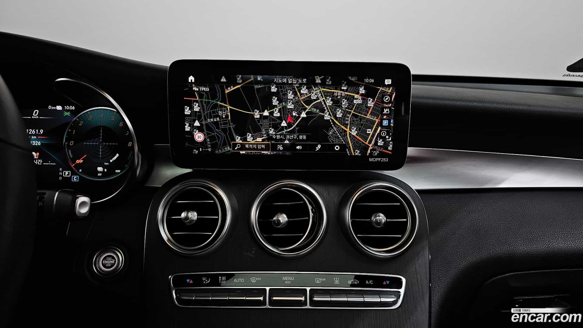 GLC-Class Mercedes-Benz 2021.2-OPTION-018