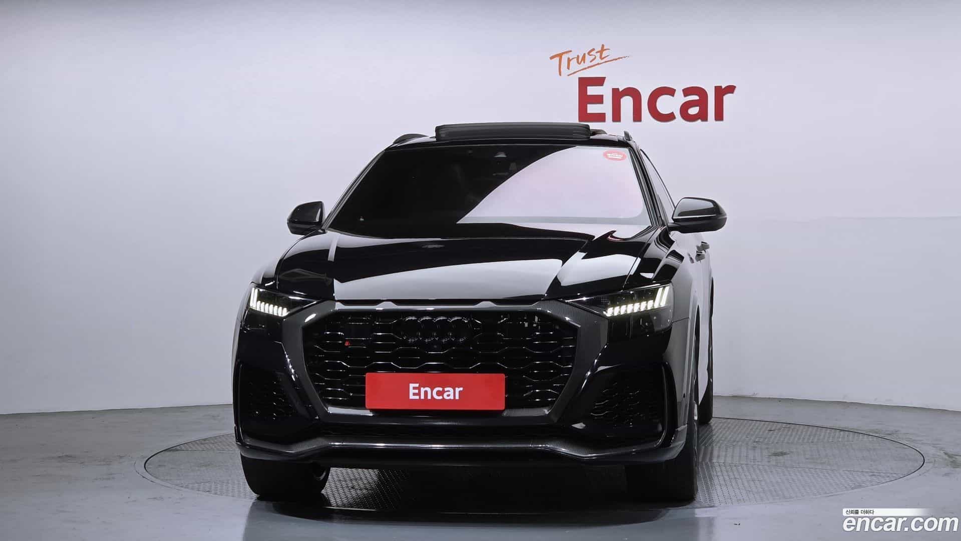 RSQ8 Audi 2023.2-OUTER-003