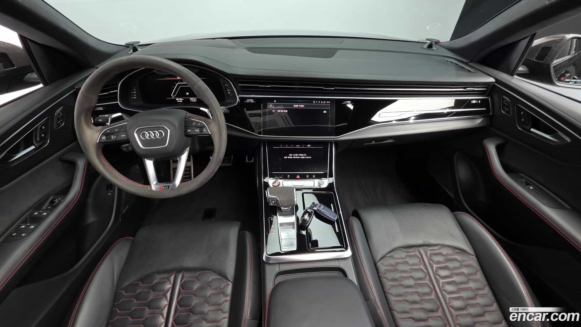 RSQ8 Audi 2023.2-INNER-007