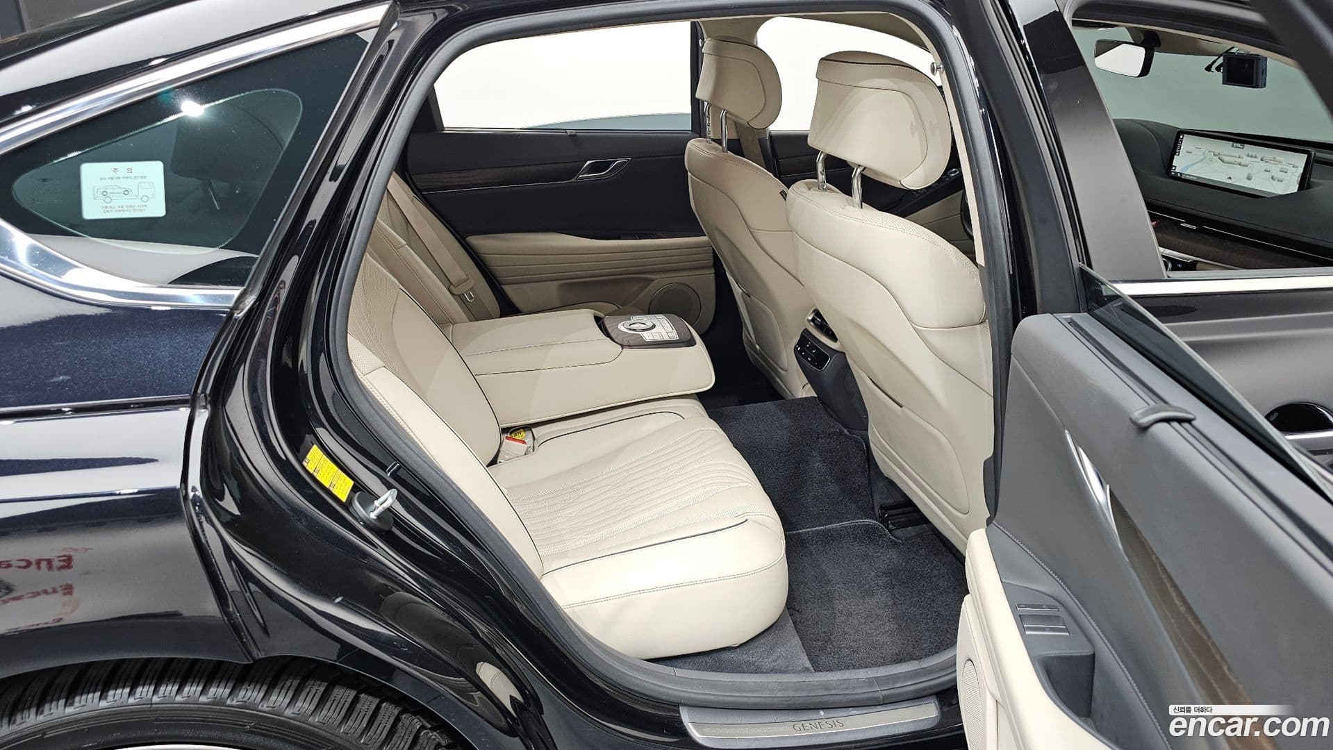 Main__Slider__Photo:G80 Genesis 2021.3-11