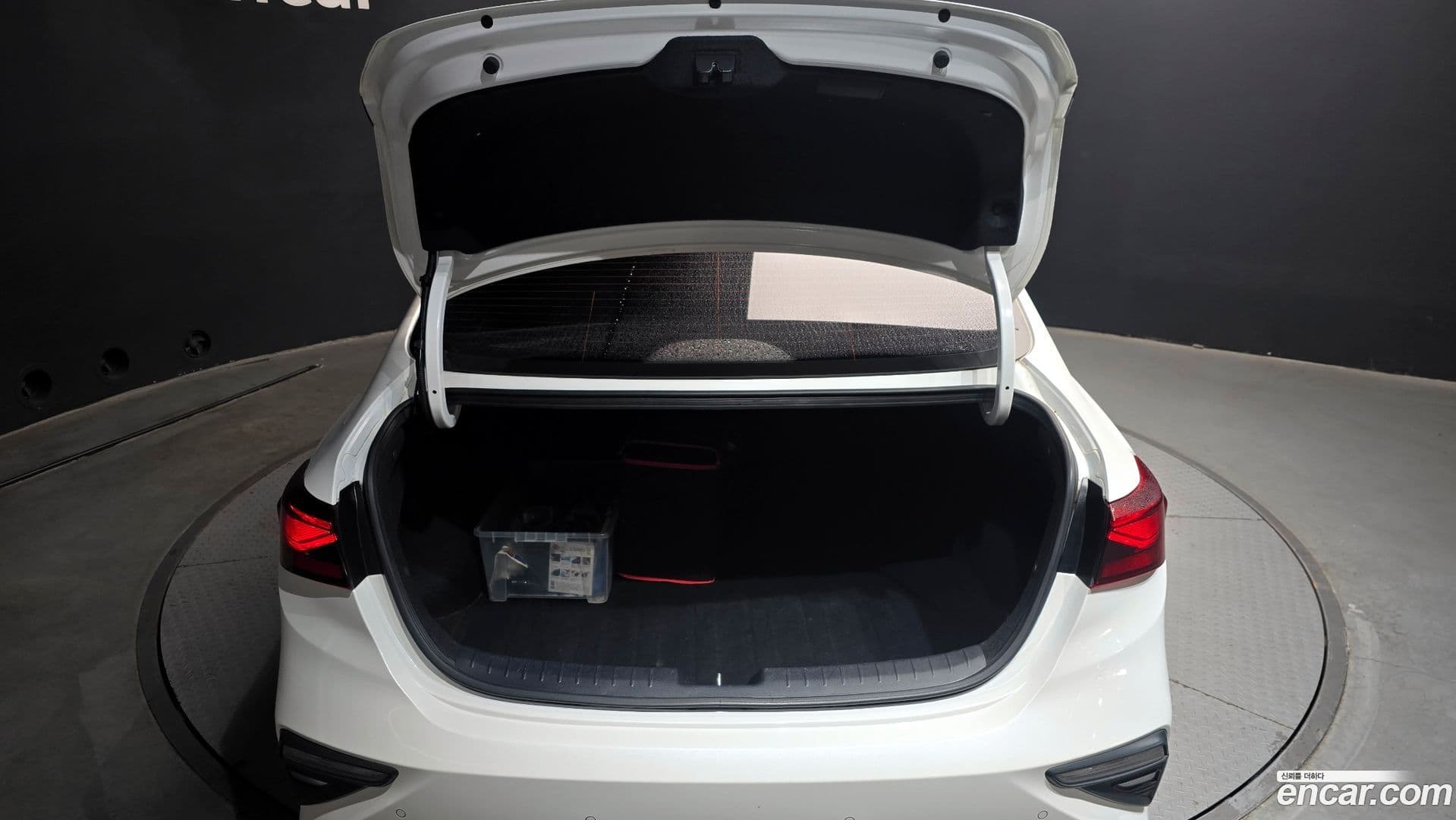 Main__Slider__Photo:K3 Kia 2018.3-19