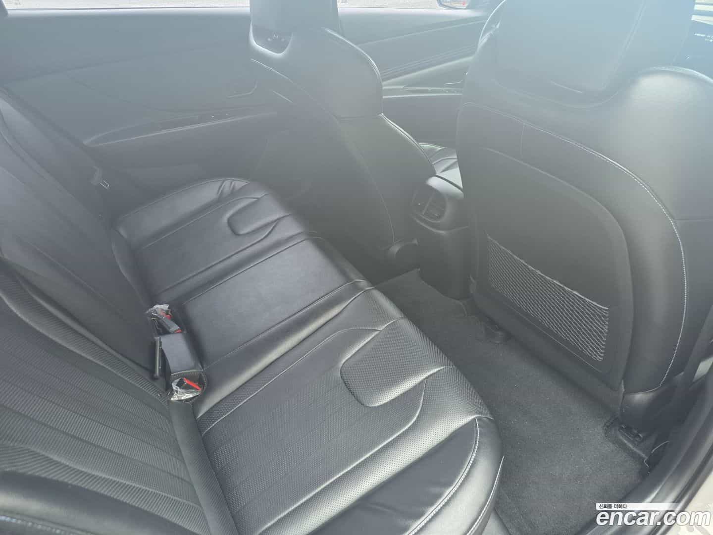 AVANTE Hyundai 2022.7-OPTION-020