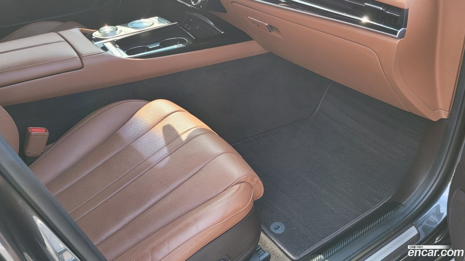 Main__Slider__Photo:G80 Genesis 2021.3-11