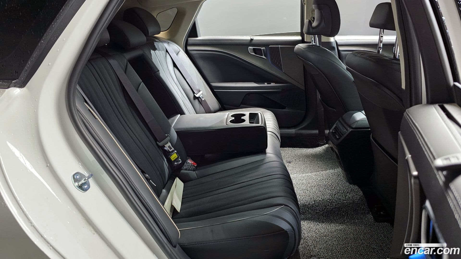 Main__Slider__Photo:K8 Kia 2025.6-10