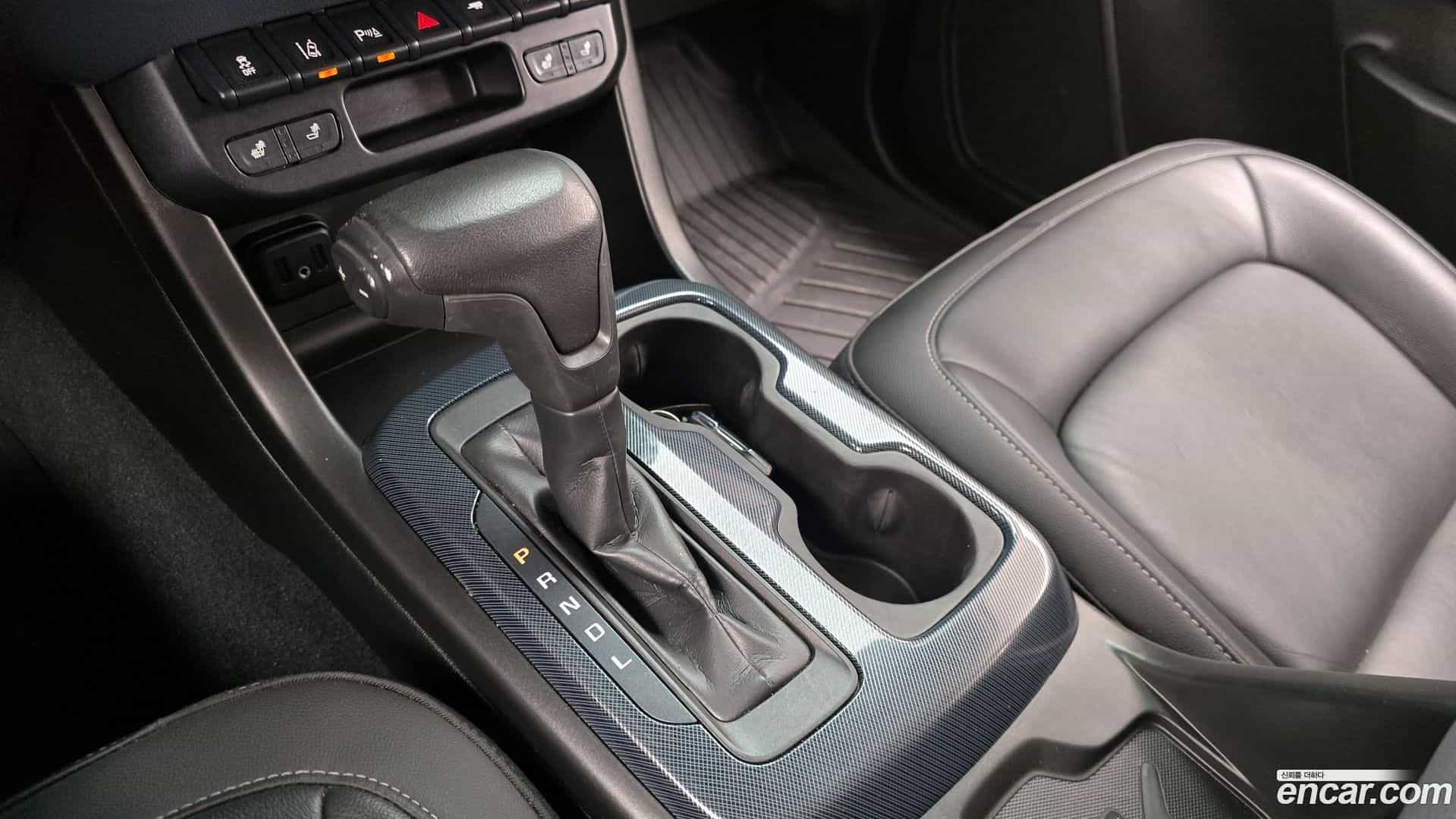 Colorado ChevroletGMDaewoo 2021.2-INNER-009