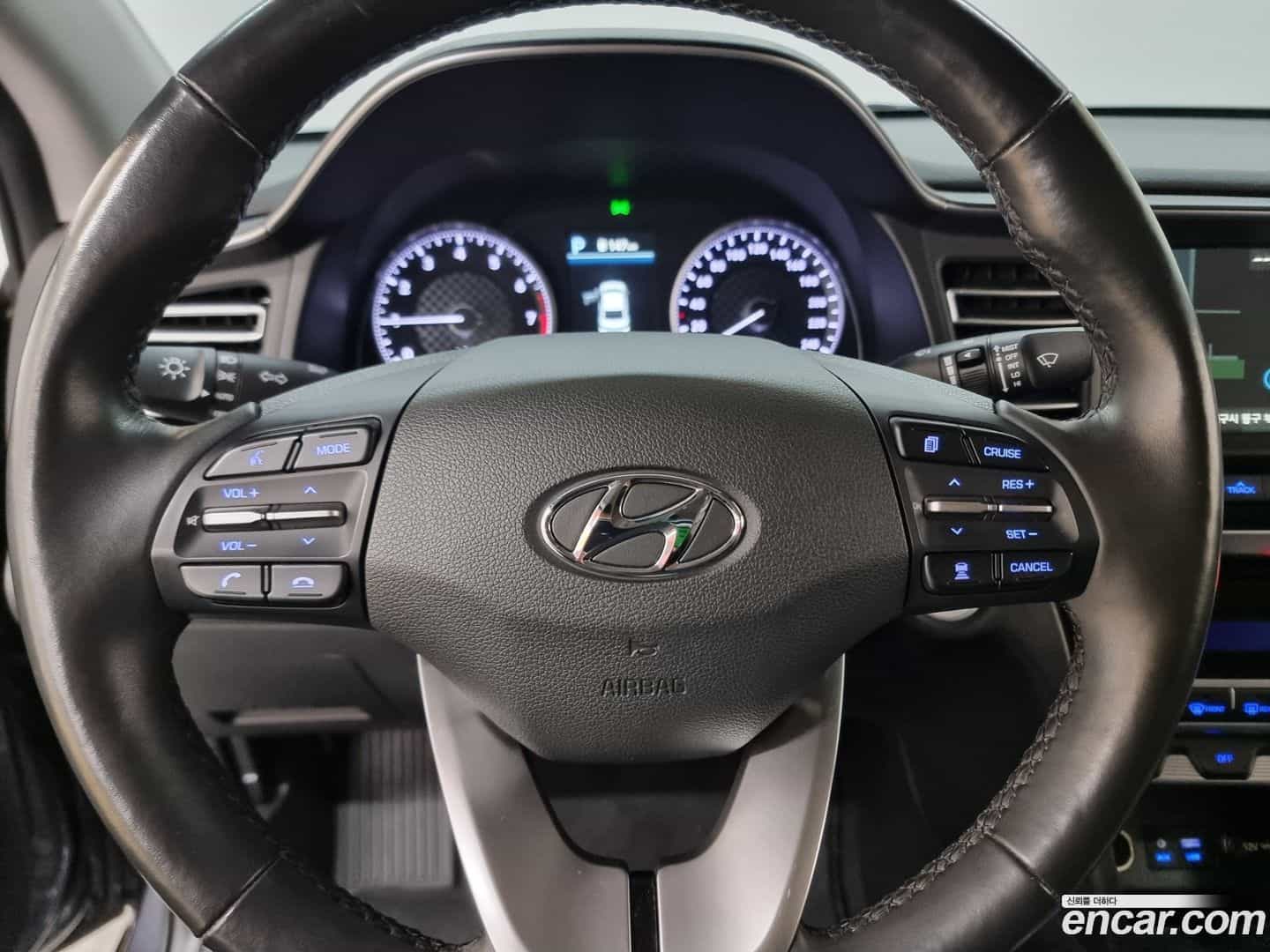 AVANTE Hyundai 2019.3-OPTION-017