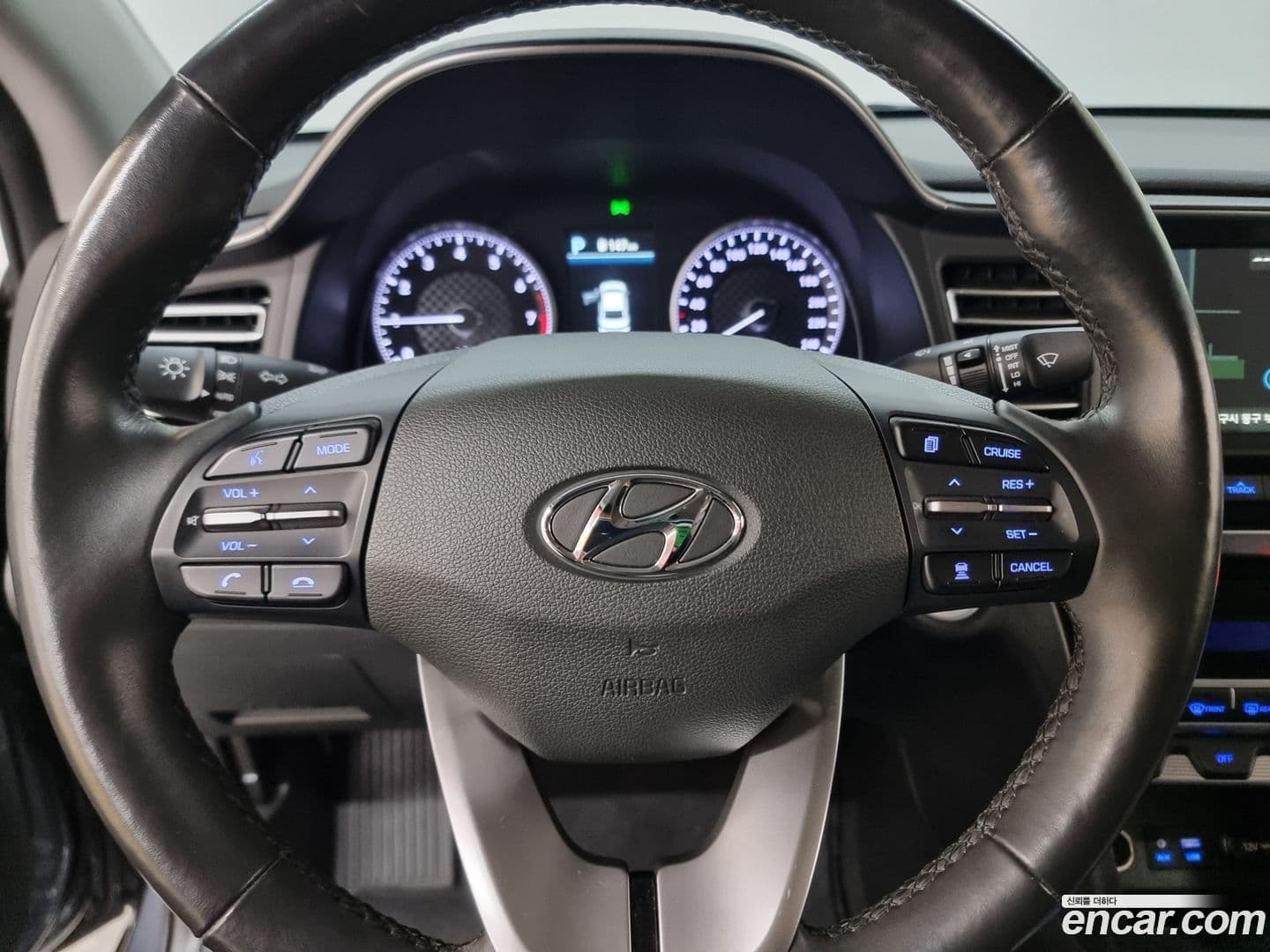 Main__Slider__Photo:AVANTE Hyundai 2019.3-12