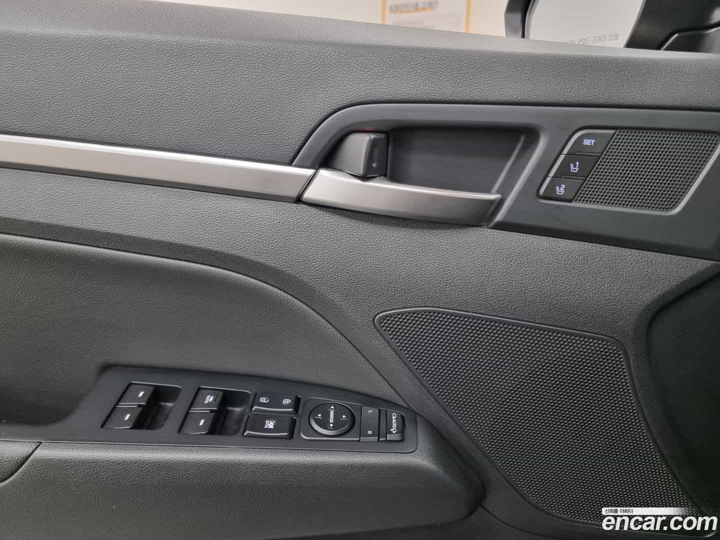 AVANTE Hyundai 2019.3-OPTION-021