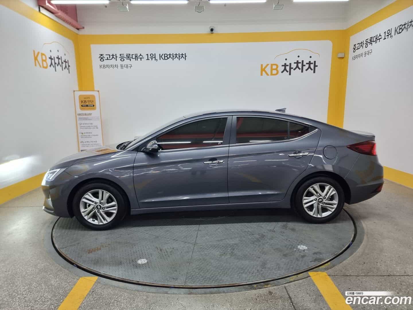 AVANTE Hyundai 2019.3-OPTION-024