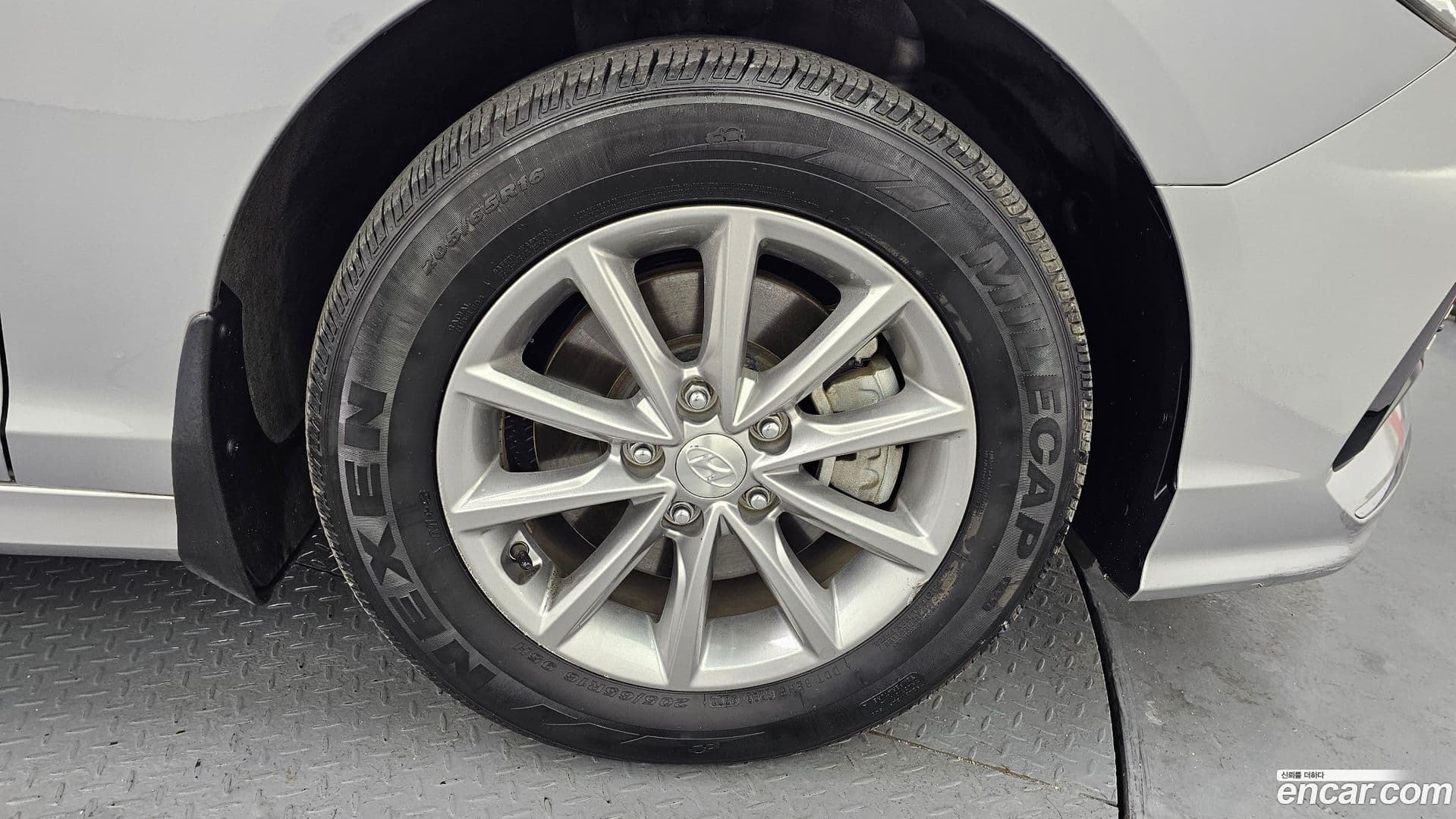 Main__Slider__Photo:Sonata Hyundai 2023.4-4