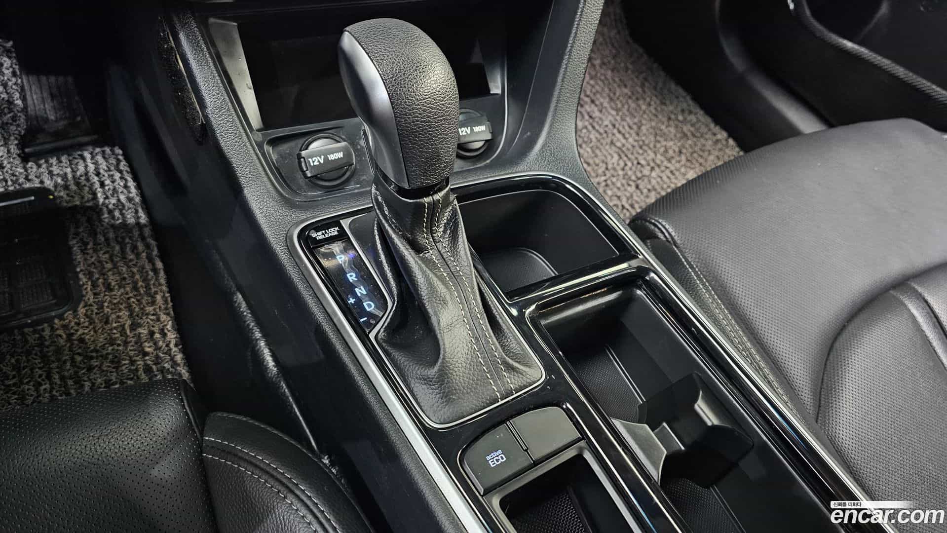 Sonata Hyundai 2023.4-INNER-009