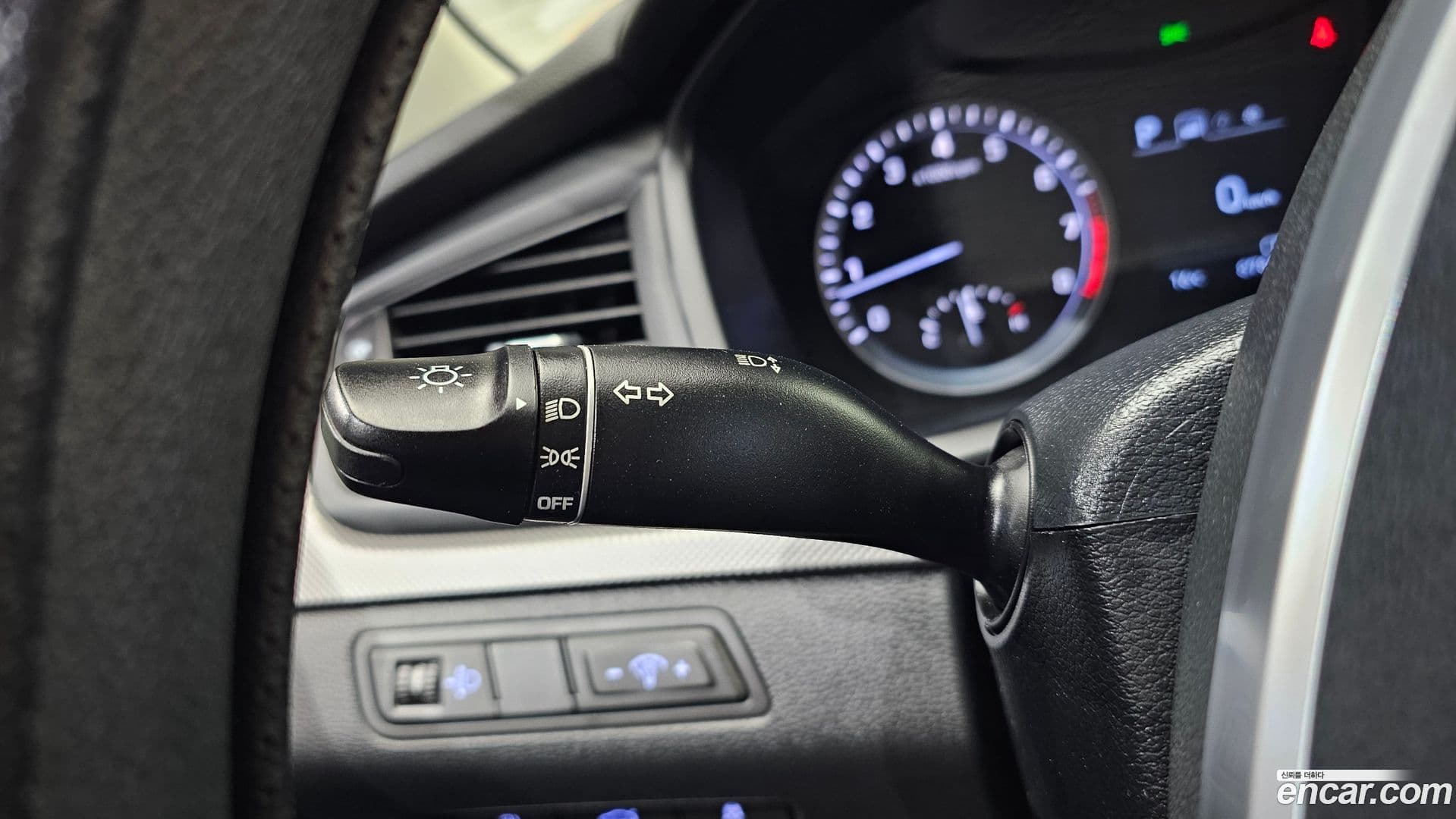 Main__Slider__Photo:Sonata Hyundai 2023.4-16