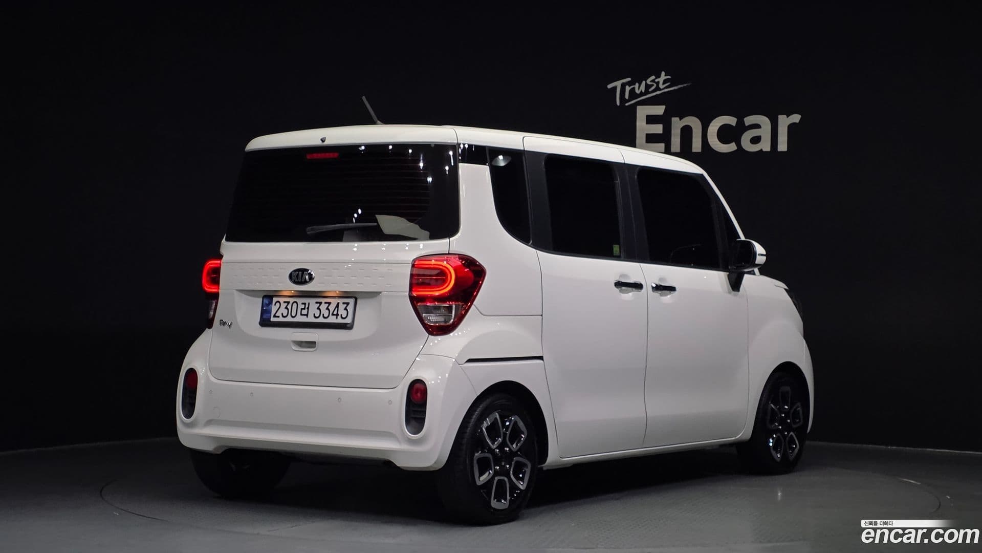 Main__Slider__Photo:RAY Kia 2021.5-1