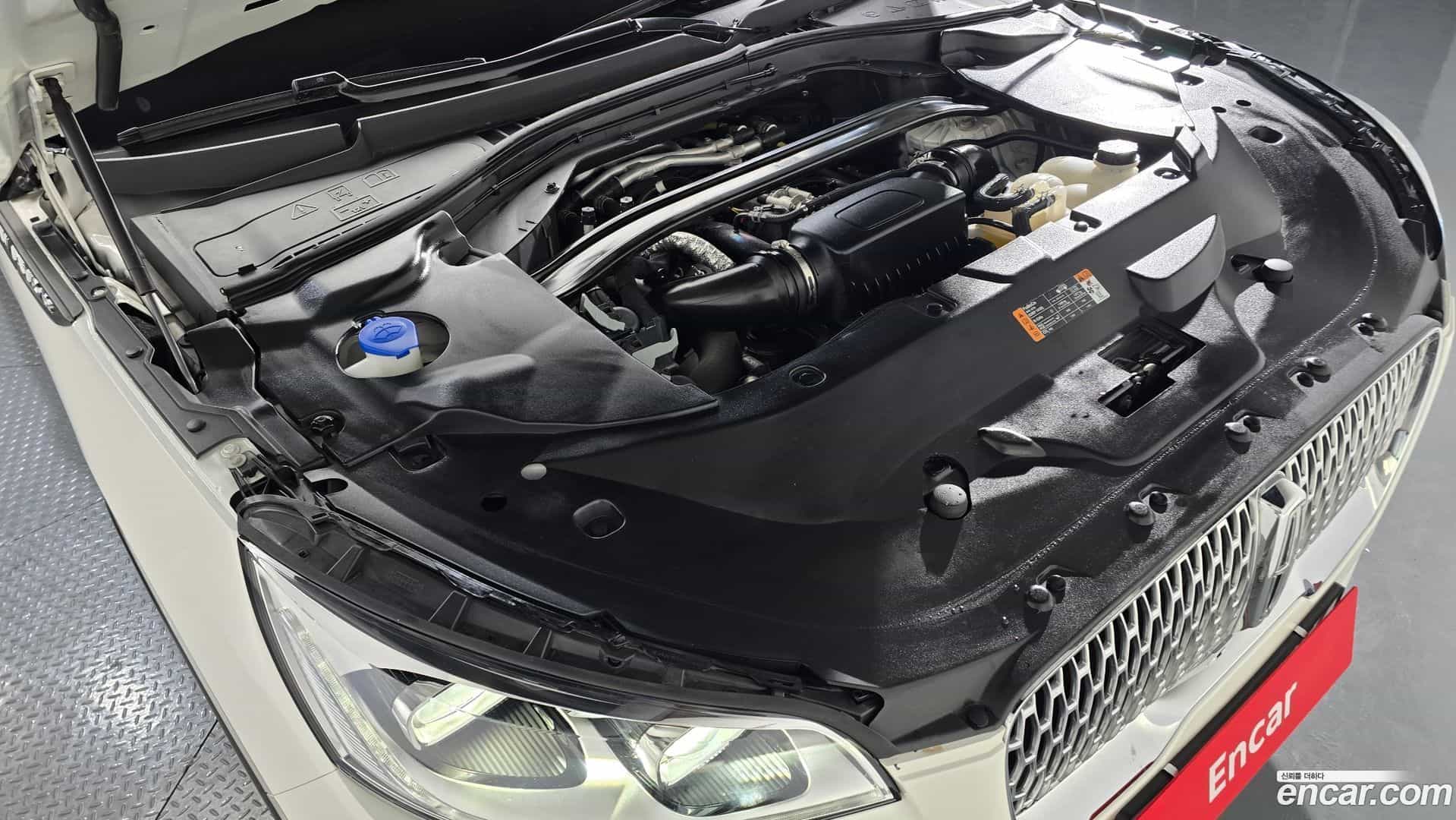 Aviator Lincoln 2020.10-OUTER-006