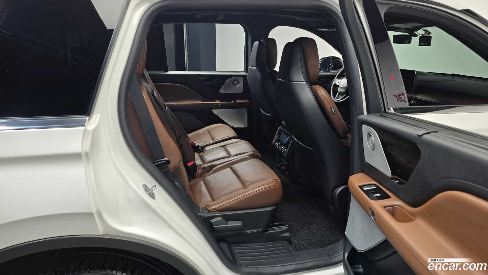 Aviator Lincoln 2020.10-OPTION-016