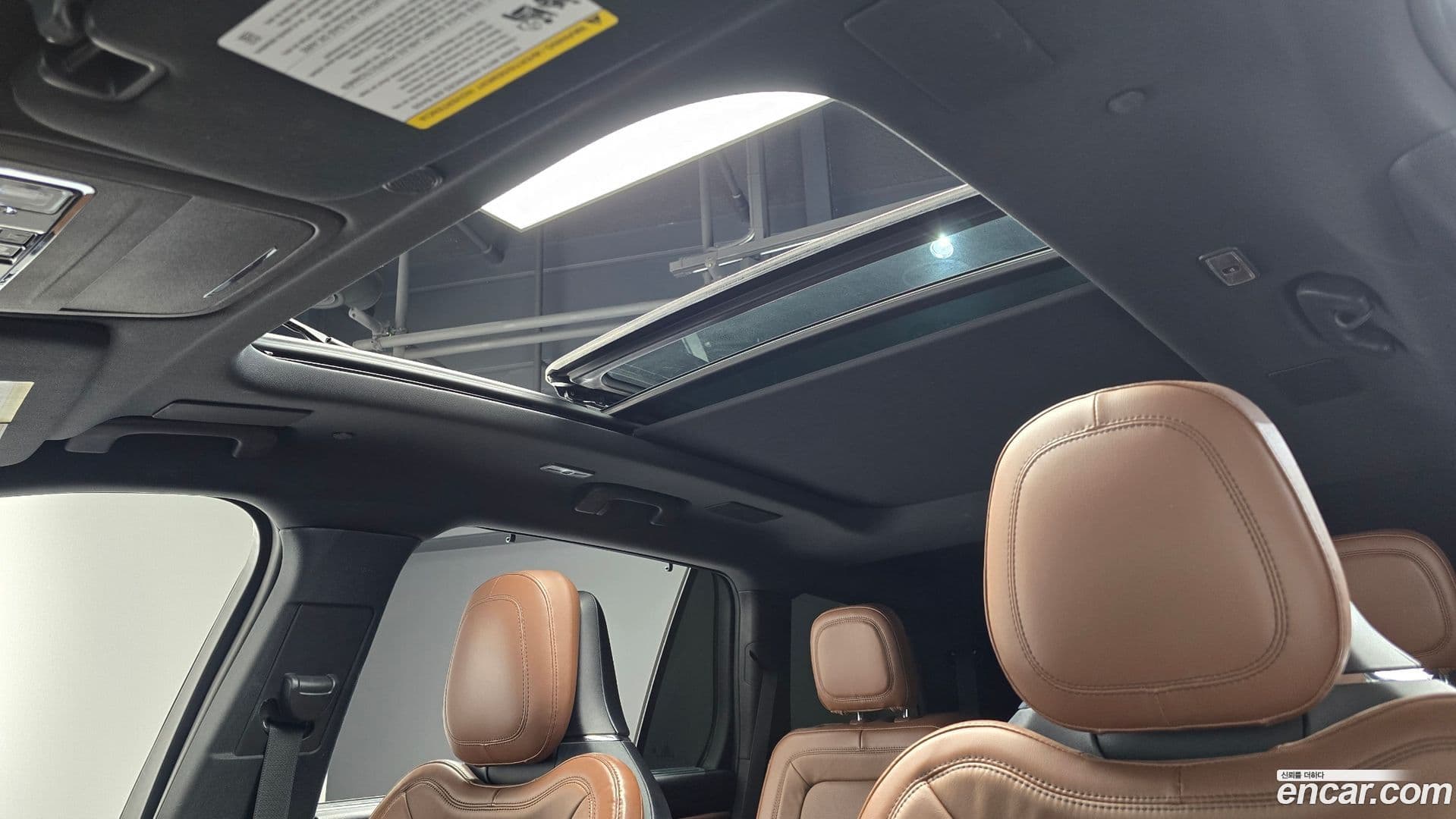 Main__Slider__Photo:Aviator Lincoln 2020.10-18