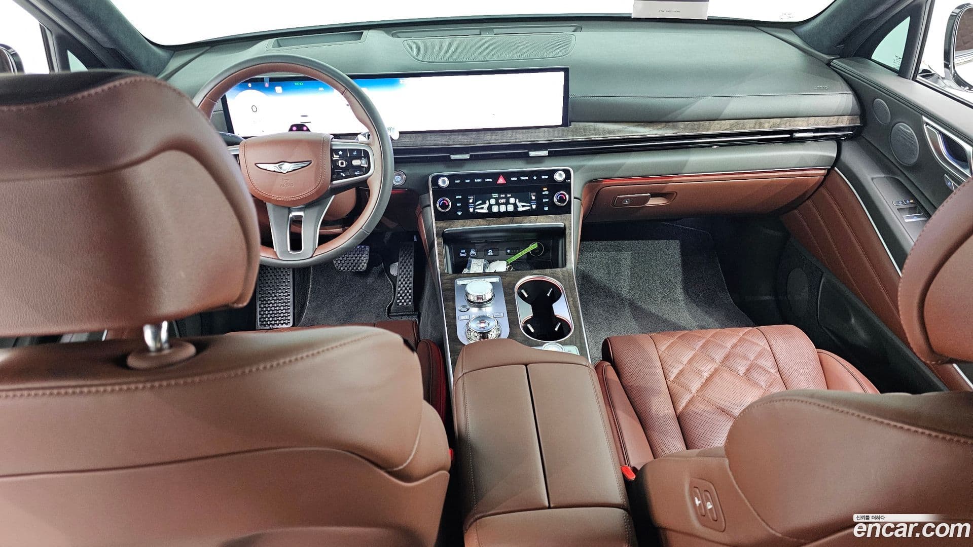 Main__Slider__Photo:GV80 Genesis 2024.1-6