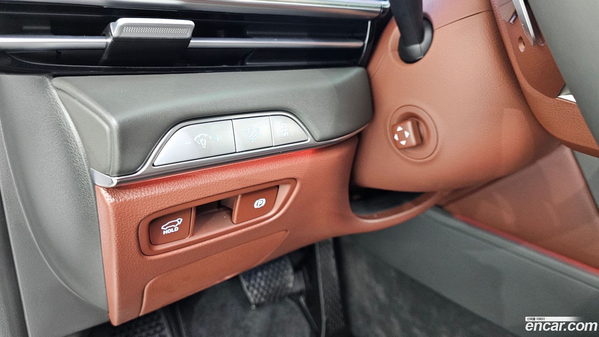 Main__Slider__Photo:GV80 Genesis 2024.1-12