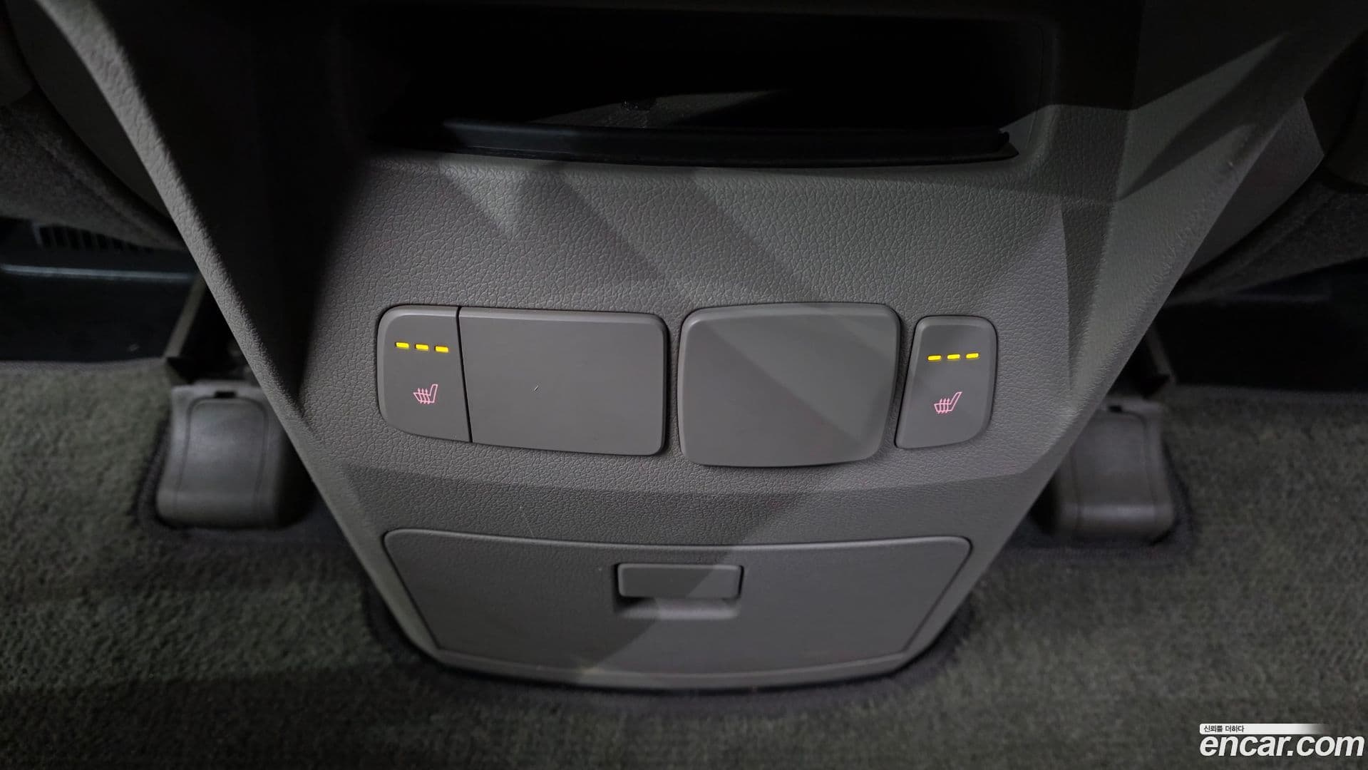 Main__Slider__Photo:Canival Kia 2015.1-18