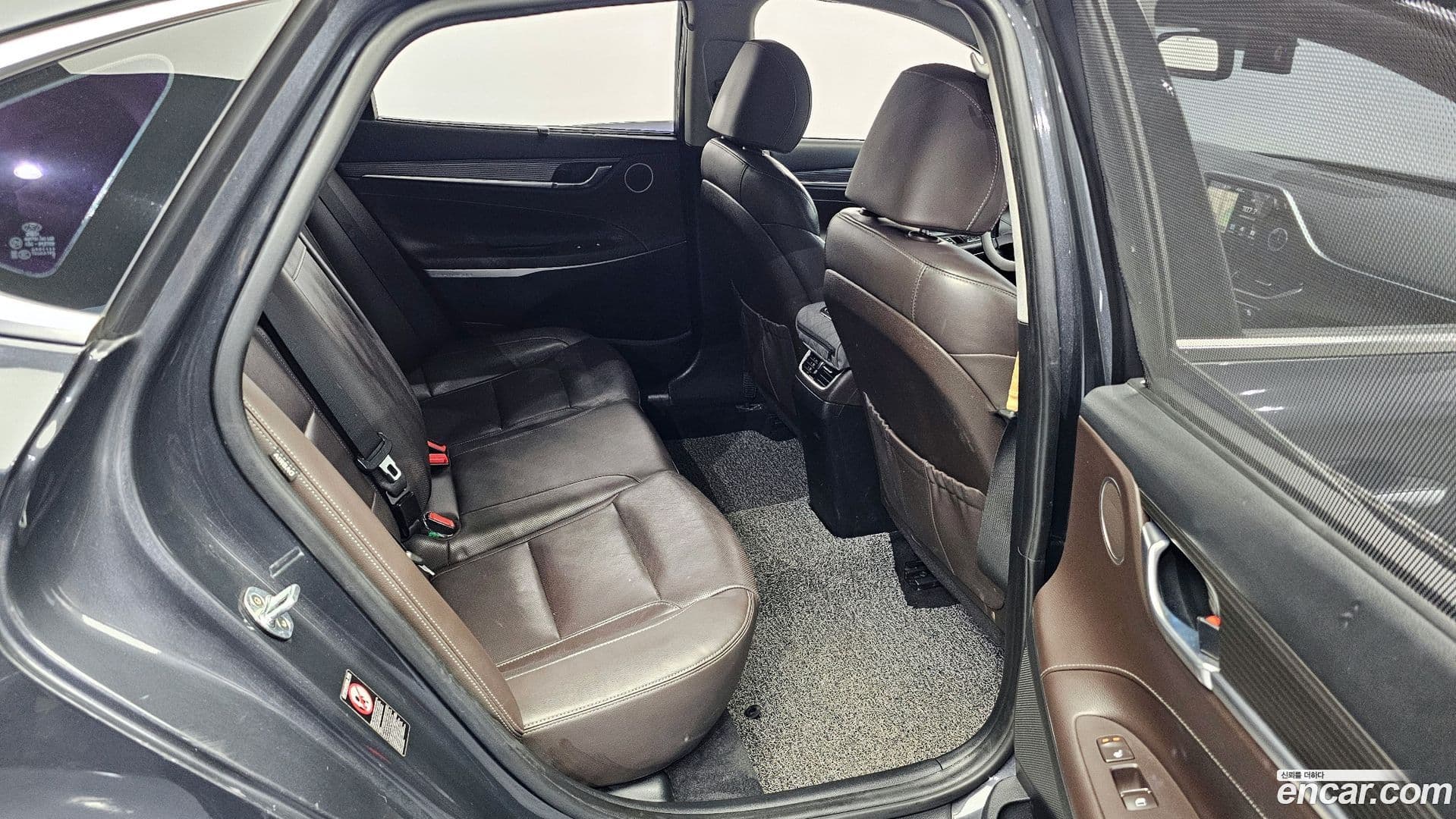 Main__Slider__Photo:Grandeur Hyundai 2017.3-11