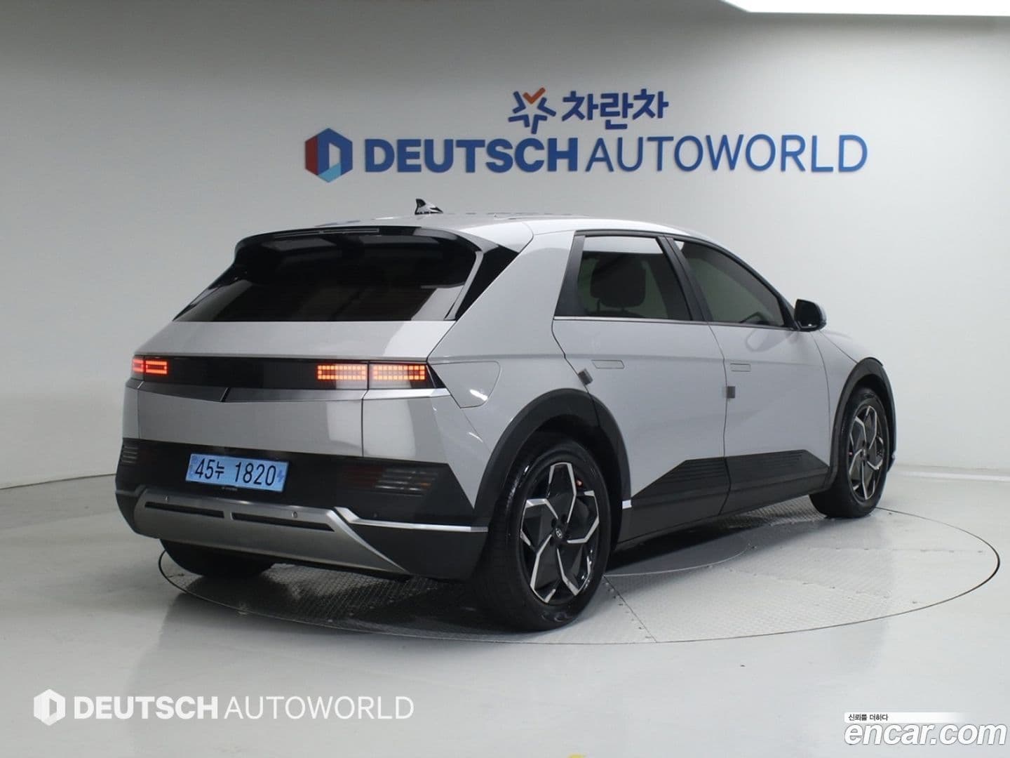 Main__Slider__Photo:Ioniq5 Hyundai 2022.4-1