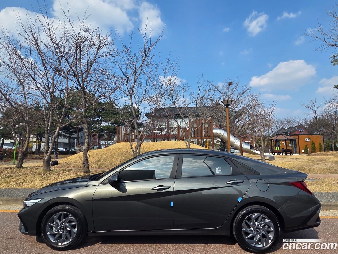 Main__Slider__Photo:AVANTE Hyundai 2023.4-2