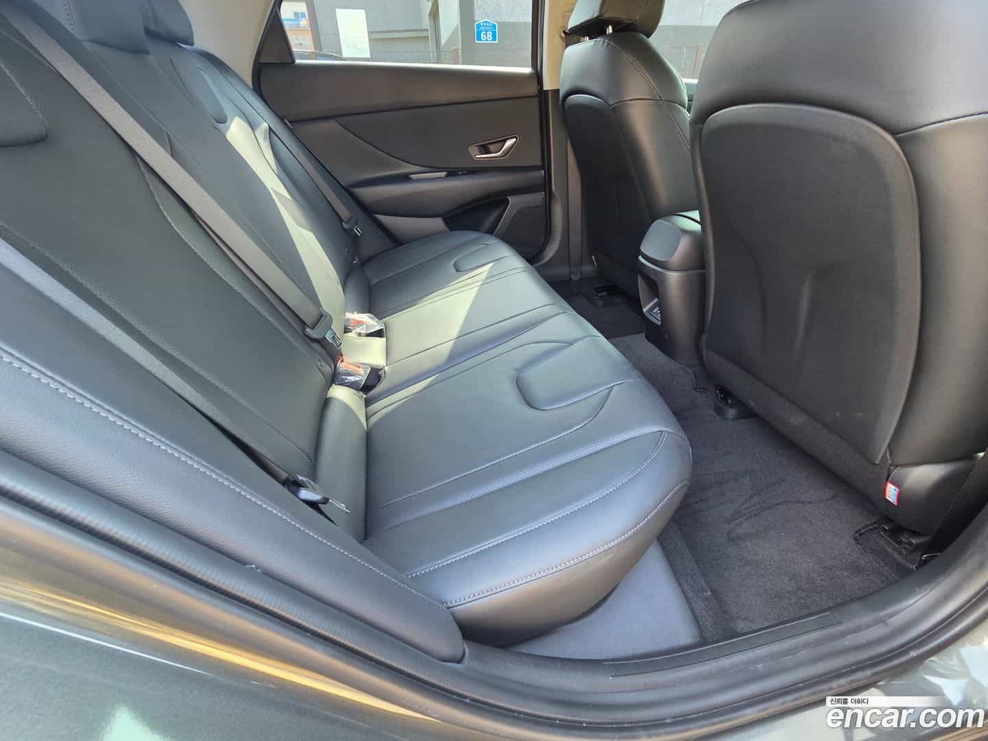 AVANTE Hyundai 2023.4-OPTION-017