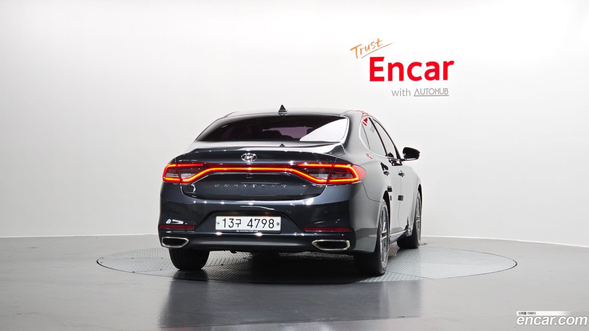 Main__Slider__Photo:Grandeur Hyundai 2016.11-3