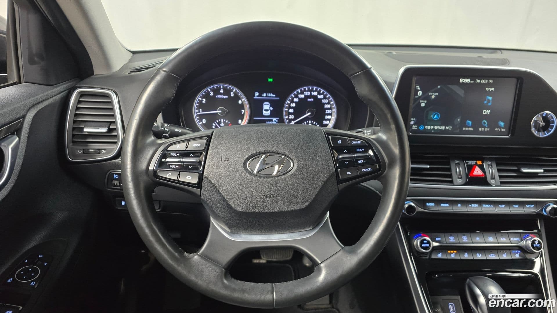 Main__Slider__Photo:Grandeur Hyundai 2016.11-12