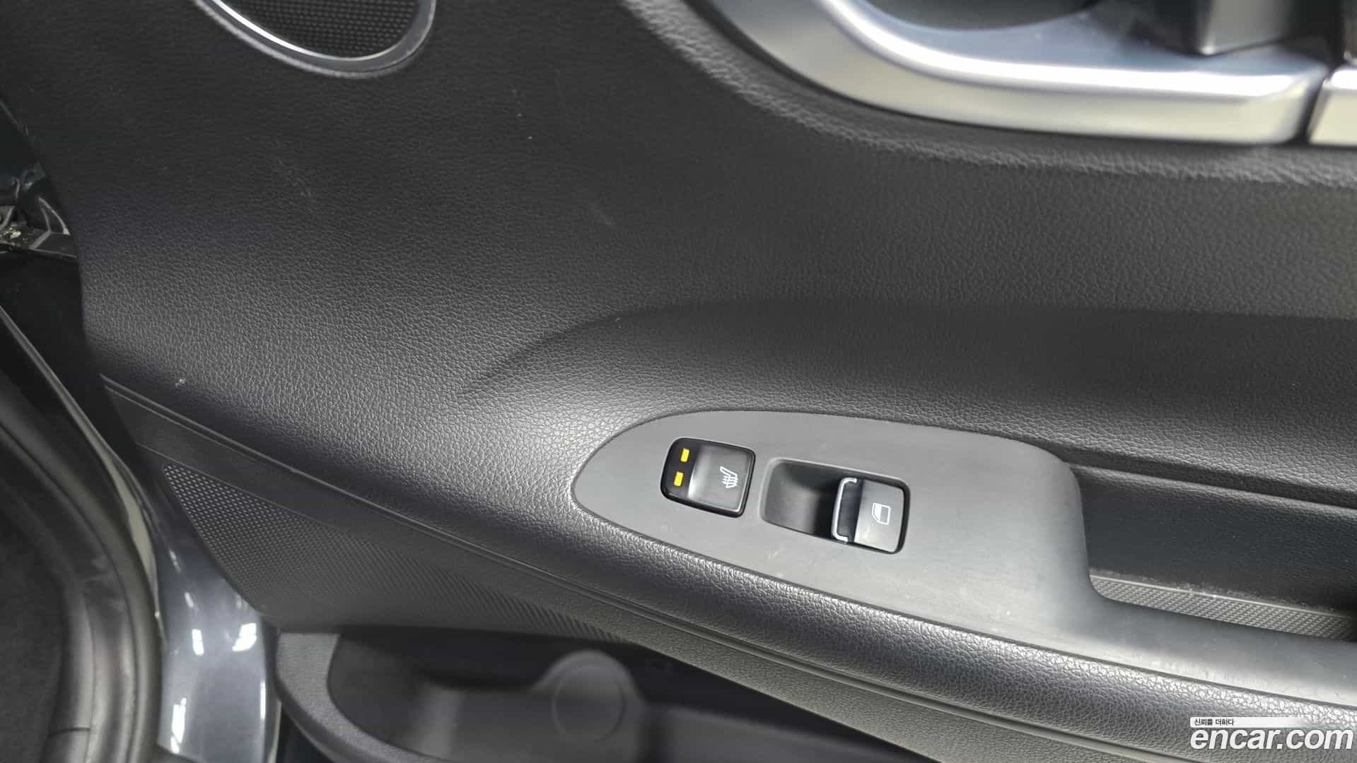 Grandeur Hyundai 2016.11-OPTION-023