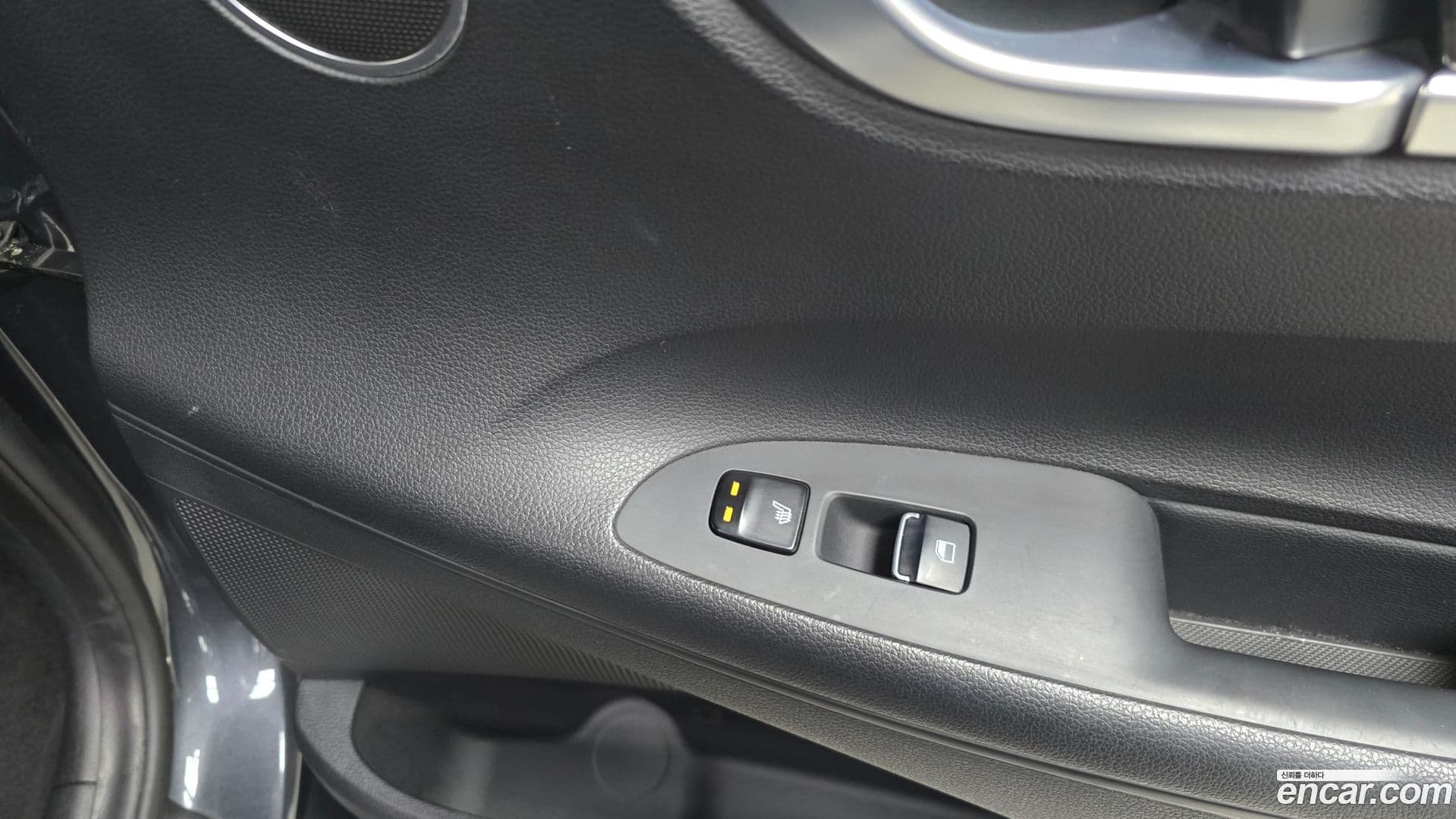 Main__Slider__Photo:Grandeur Hyundai 2016.11-18