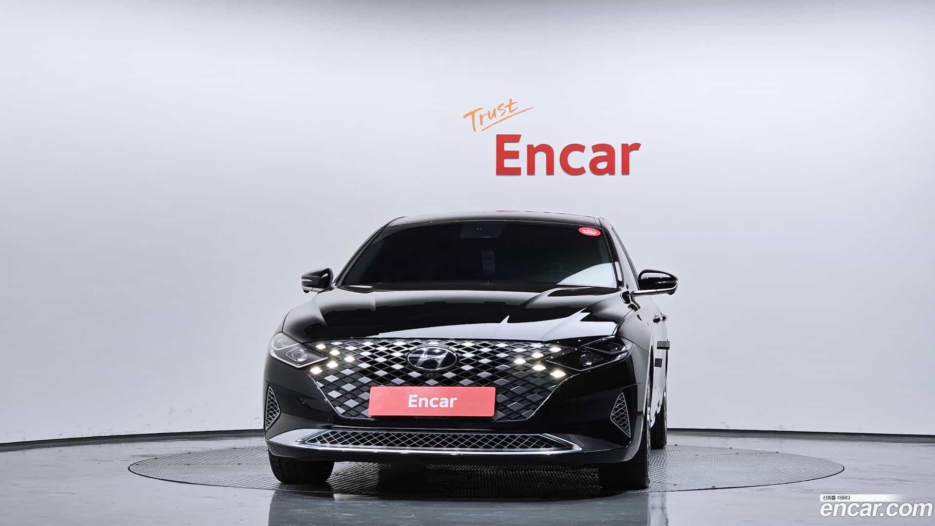 Grandeur Hyundai 2019.11-OUTER-003