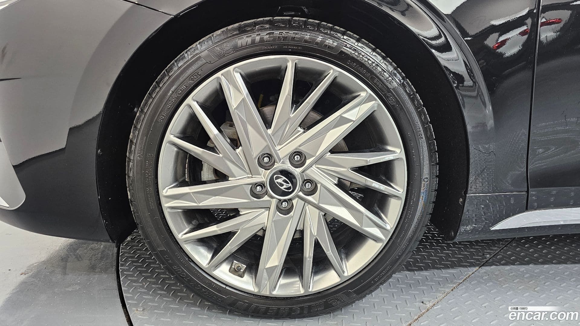 Main__Slider__Photo:Grandeur Hyundai 2019.11-4