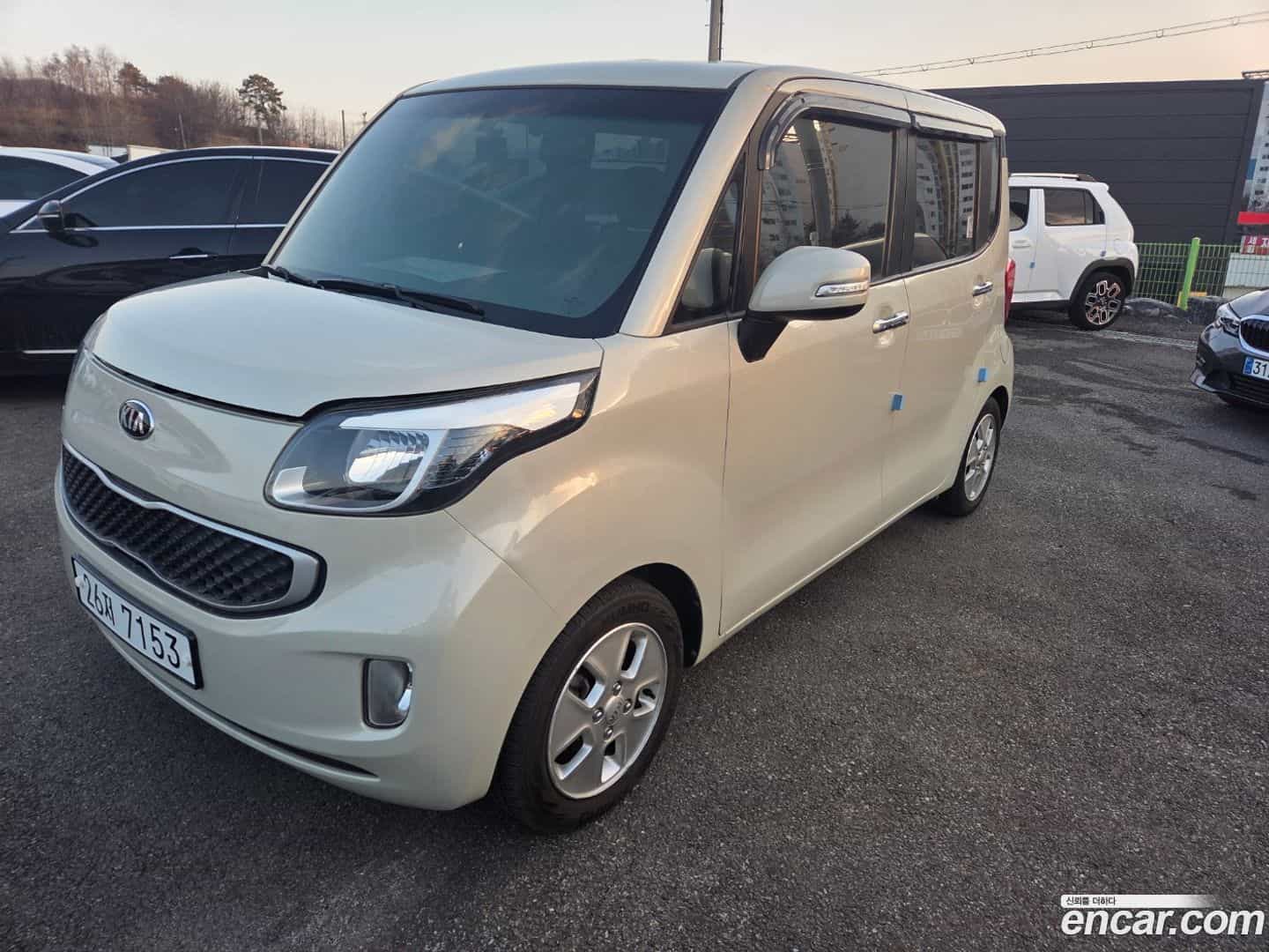 RAY Kia 2014.4-OUTER-002