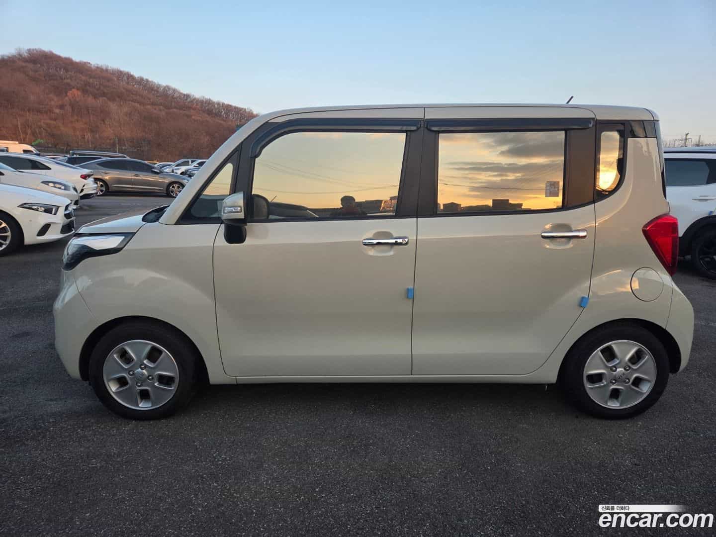 RAY Kia 2014.4-OUTER-003