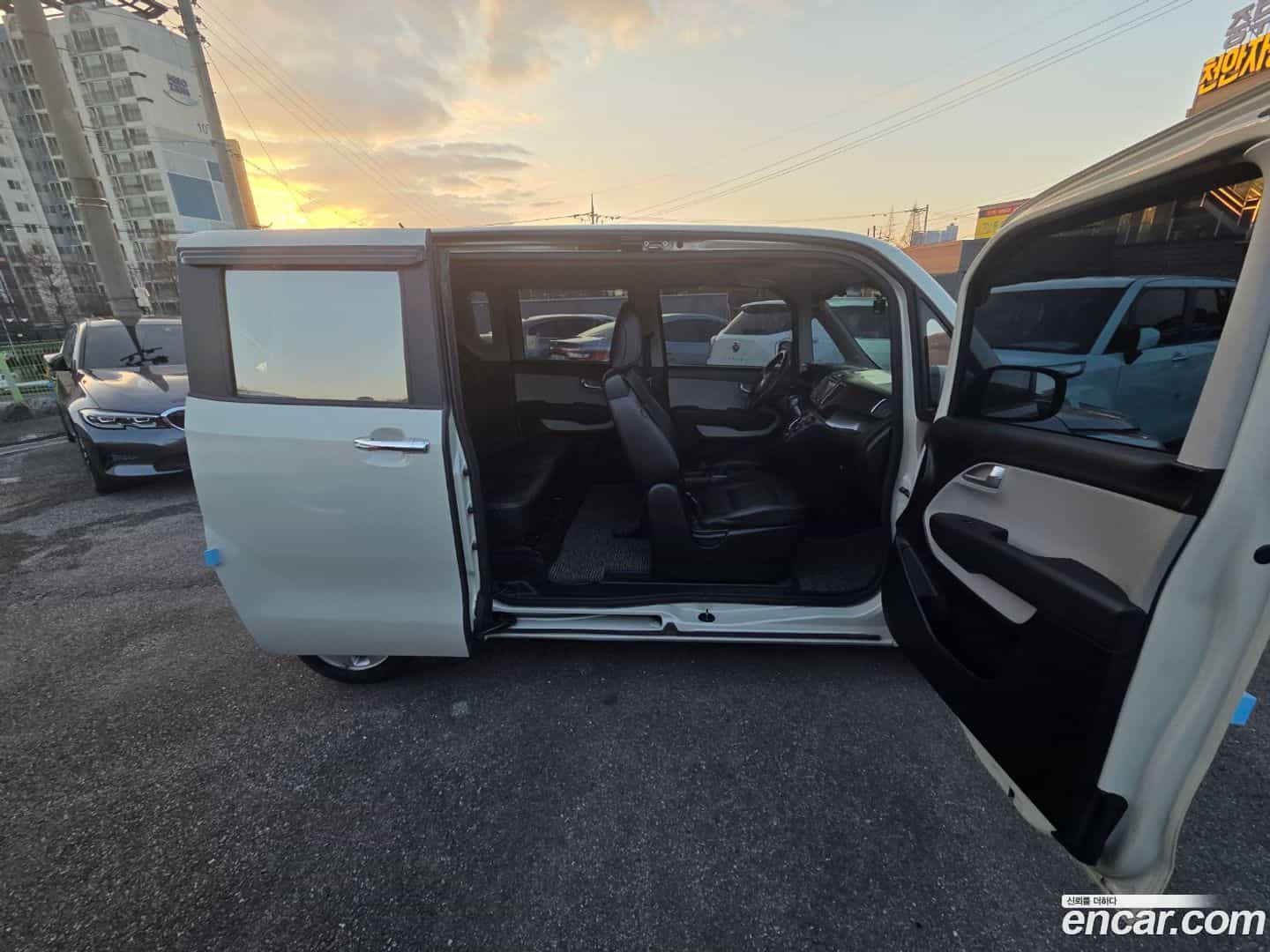 RAY Kia 2014.4-INNER-008