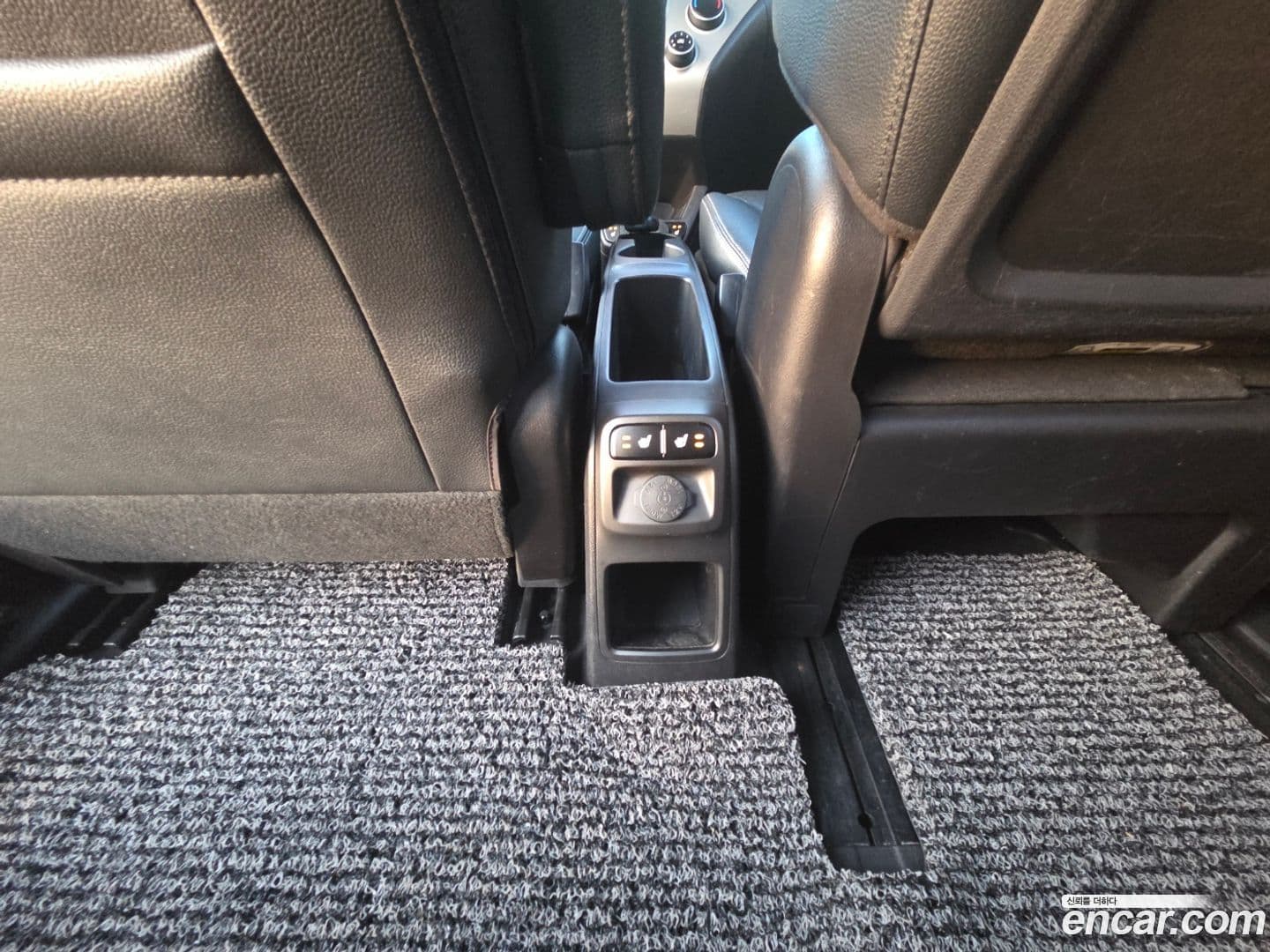 Main__Slider__Photo:RAY Kia 2014.4-14