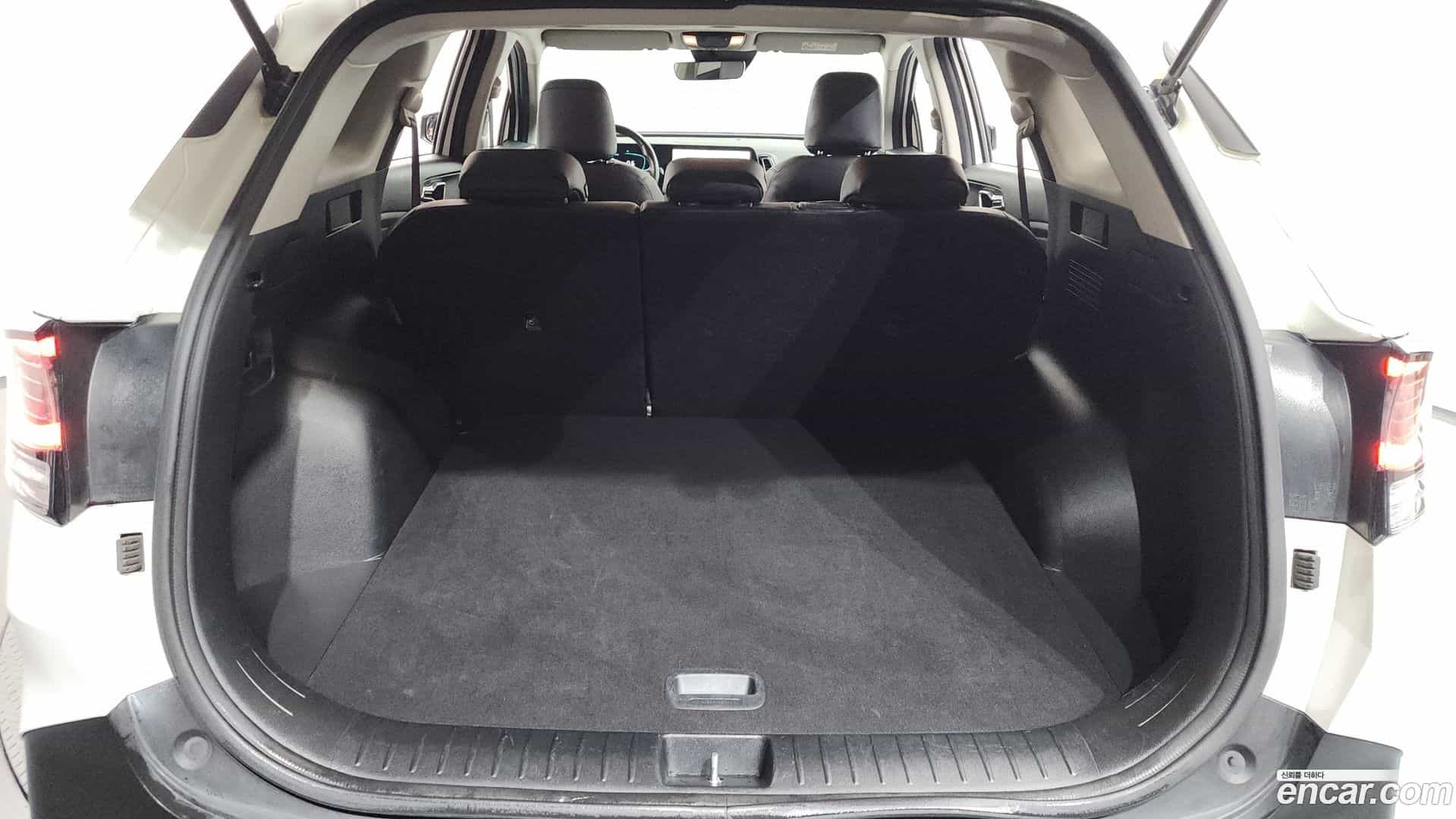 Sportage Kia 2023.8-OPTION-024