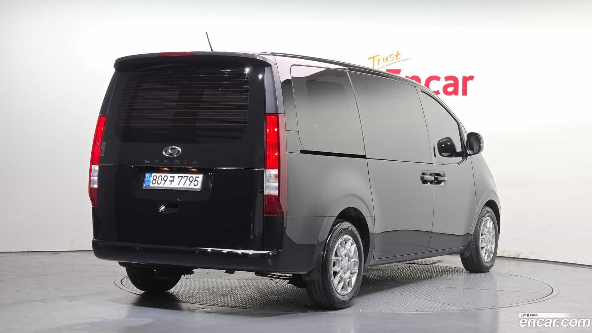 Staria Hyundai 2022.4-OUTER-002