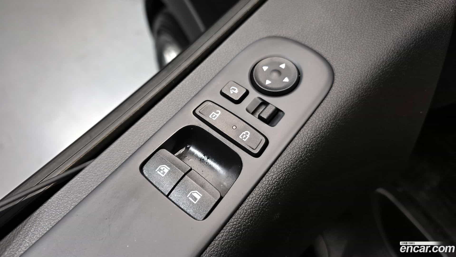 Staria Hyundai 2022.4-OPTION-018