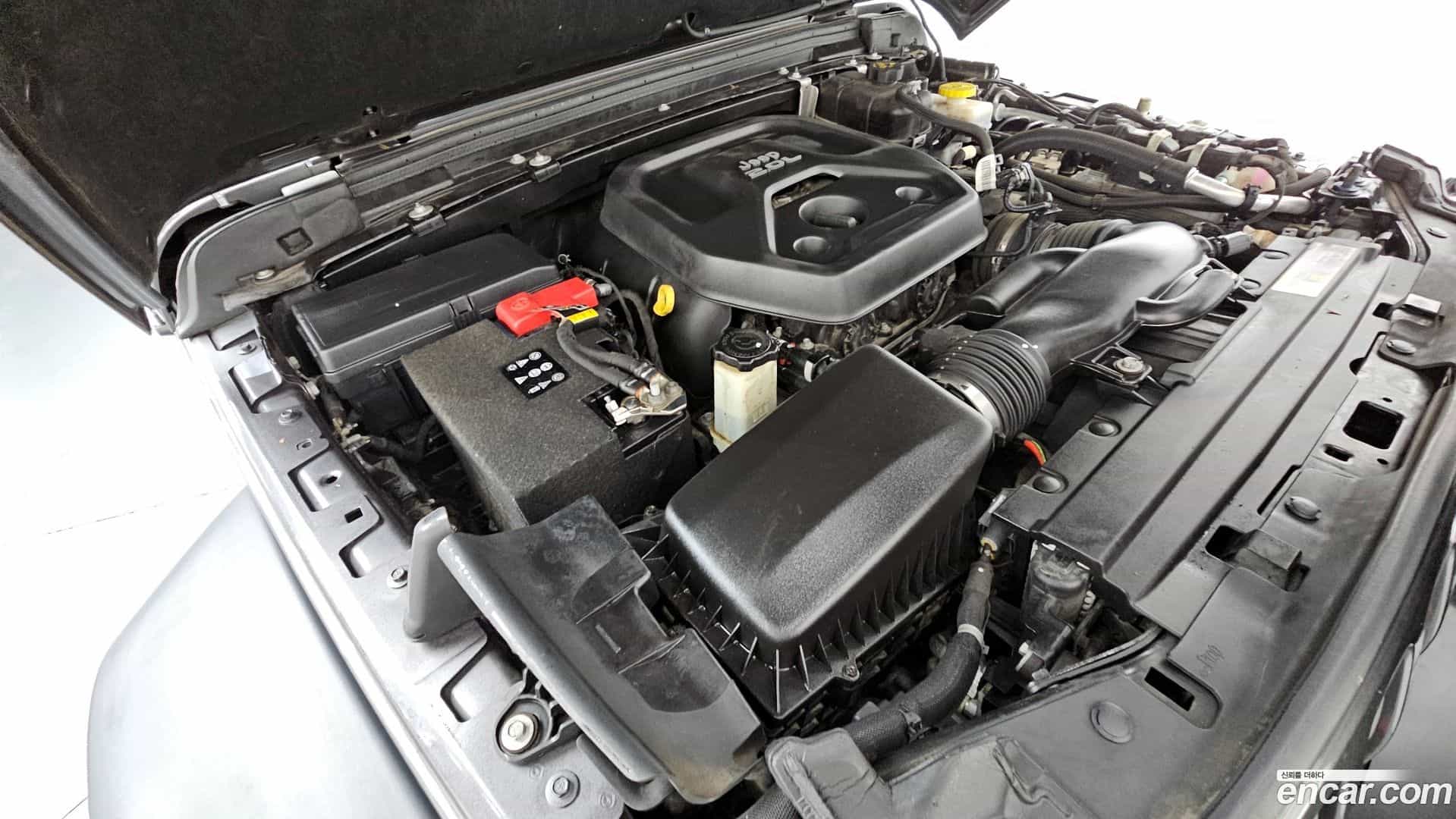 Wrangler Jeep 2020.3-OUTER-006