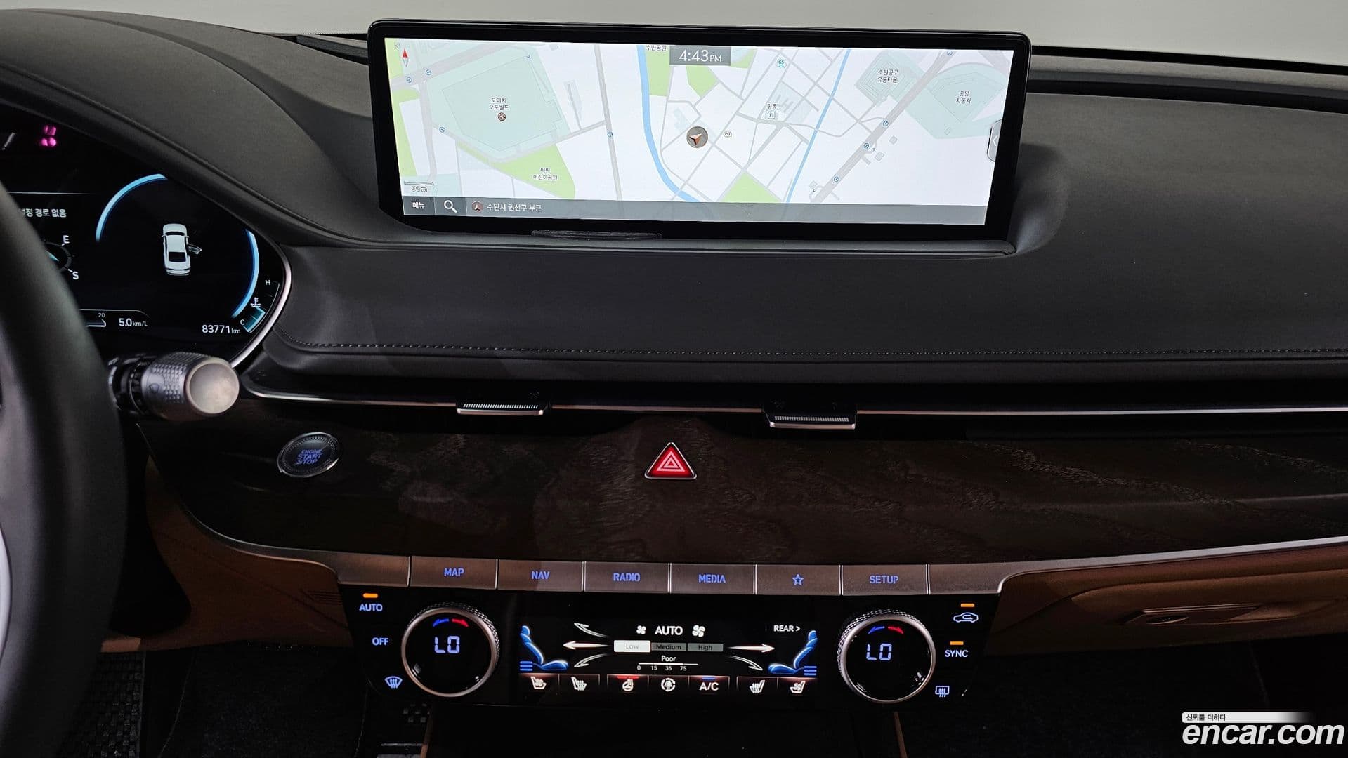 Main__Slider__Photo:G80 Genesis 2022.5-13