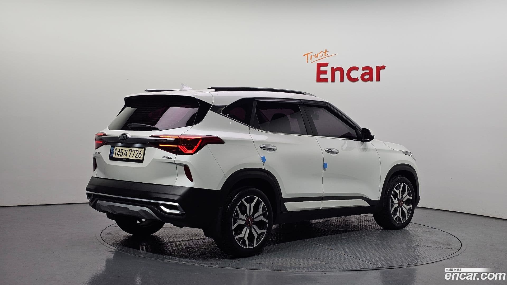 Main__Slider__Photo:Seltos Kia 2021.3-1