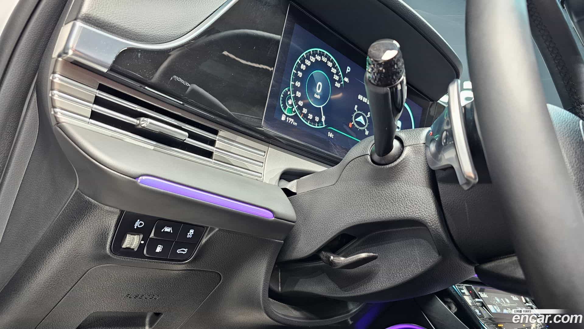 Grandeur Hyundai 2022.9-OPTION-019