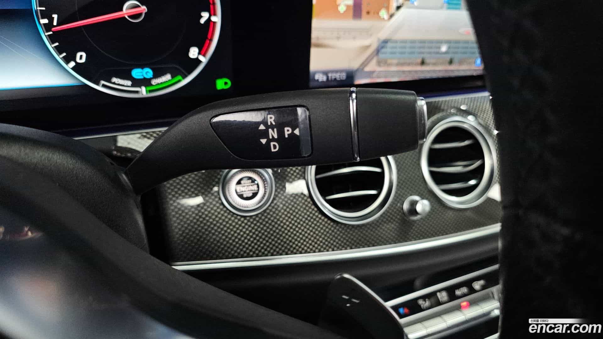 E-Class Mercedes-Benz 2020.11-INNER-009