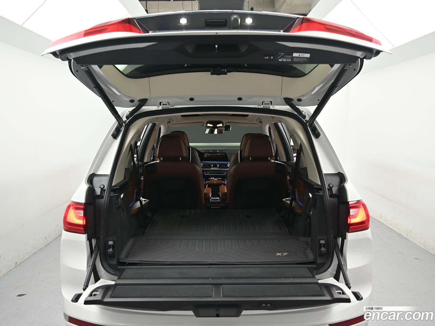 Main__Slider__Photo:X7 BMW 2021.5-19