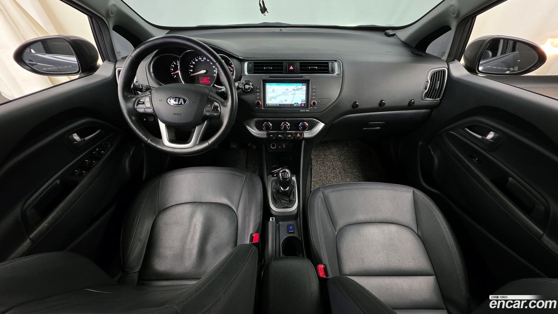 Main__Slider__Photo:pride Kia 2015.4-6