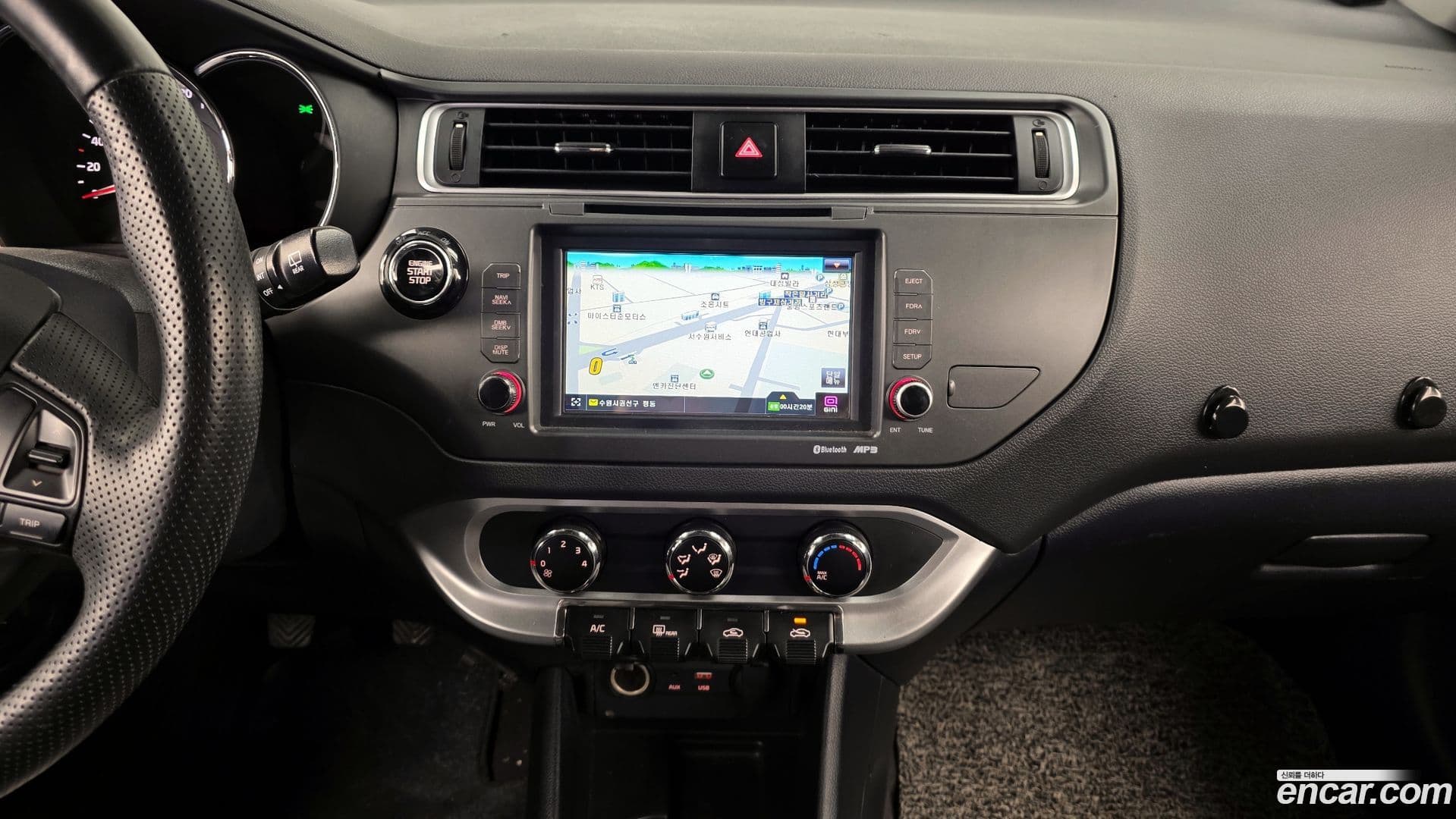 Main__Slider__Photo:pride Kia 2015.4-13